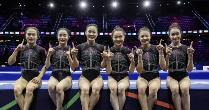 中国体操队世锦赛团体晋级 邱祺缘高低杠失误出局